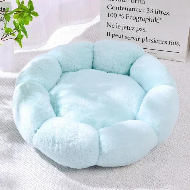 Flower-Shaped Pet Bed – Comfortable Sleep Mat for Large Dogs