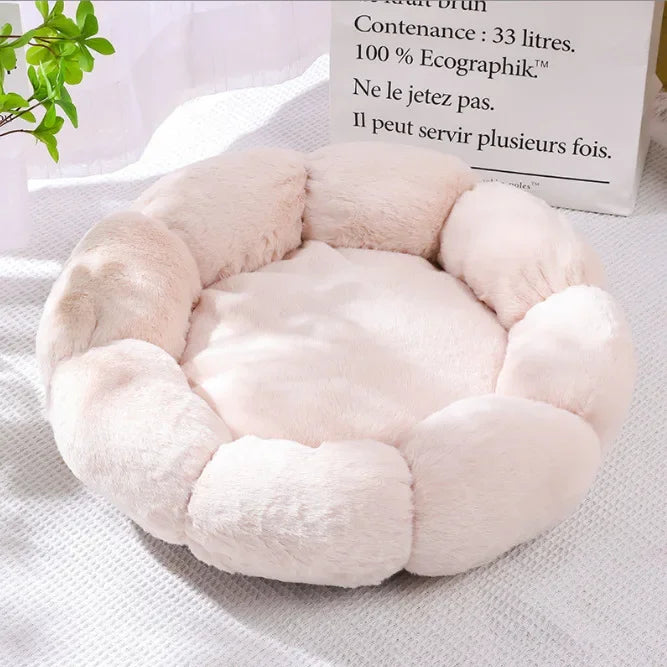 Flower-Shaped Pet Bed – Comfortable Sleep Mat for Large Dogs